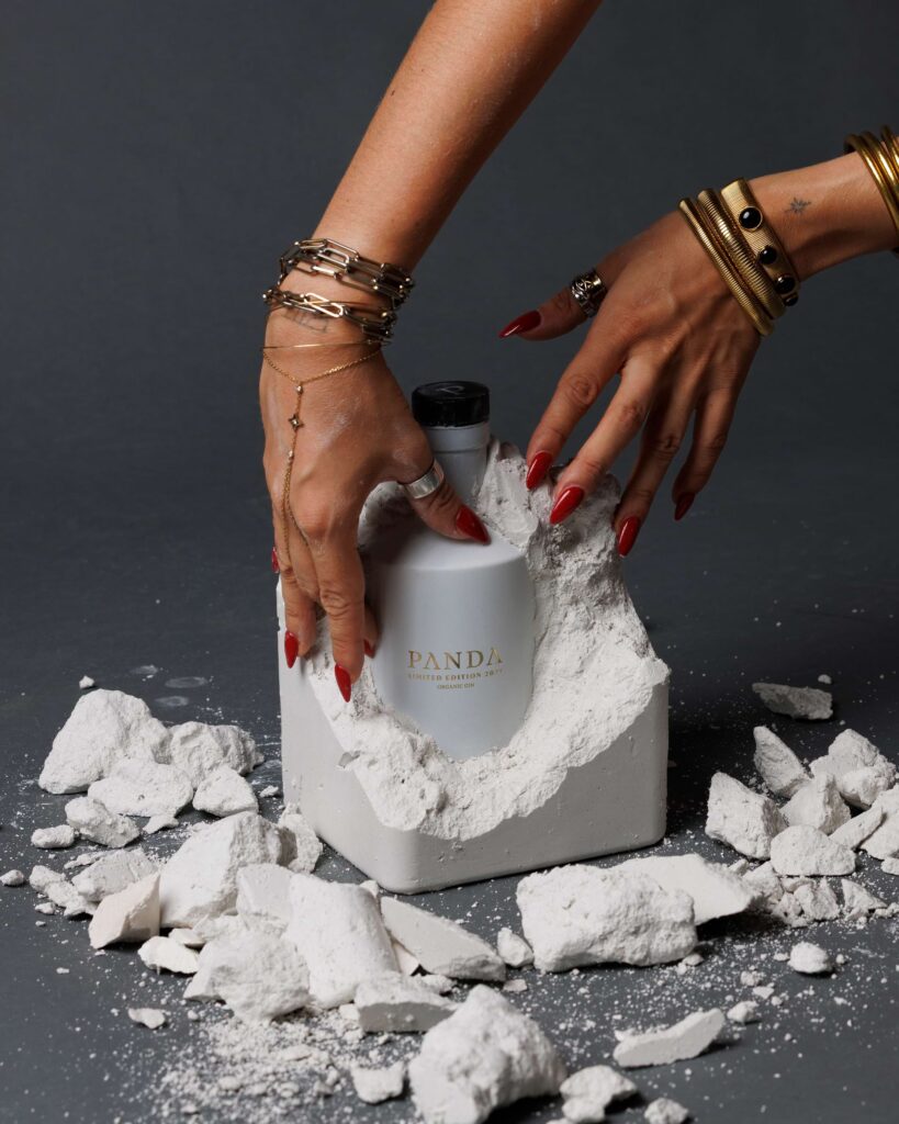 penda white edition 6